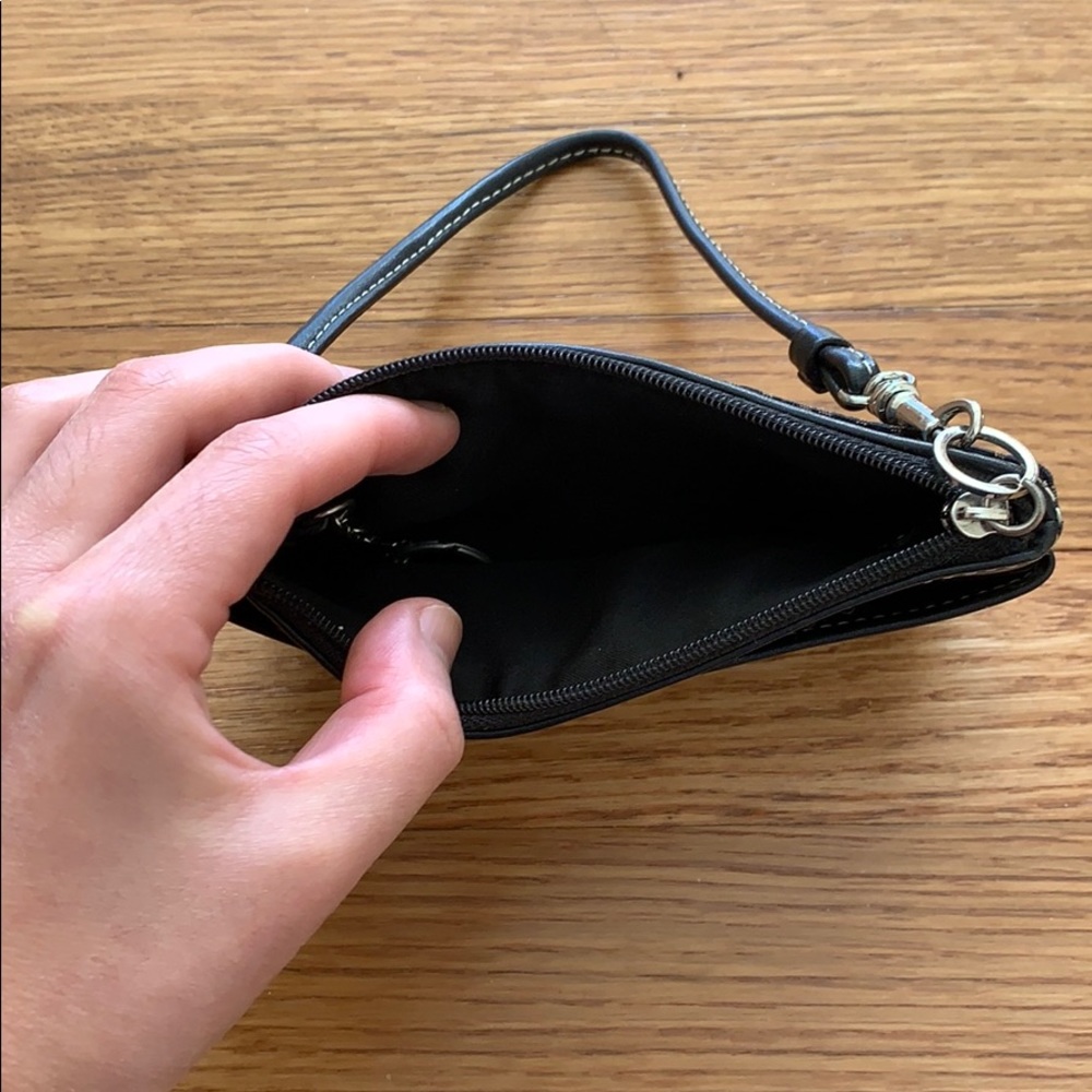 Fossil Wristlet - Picture 7 of 9